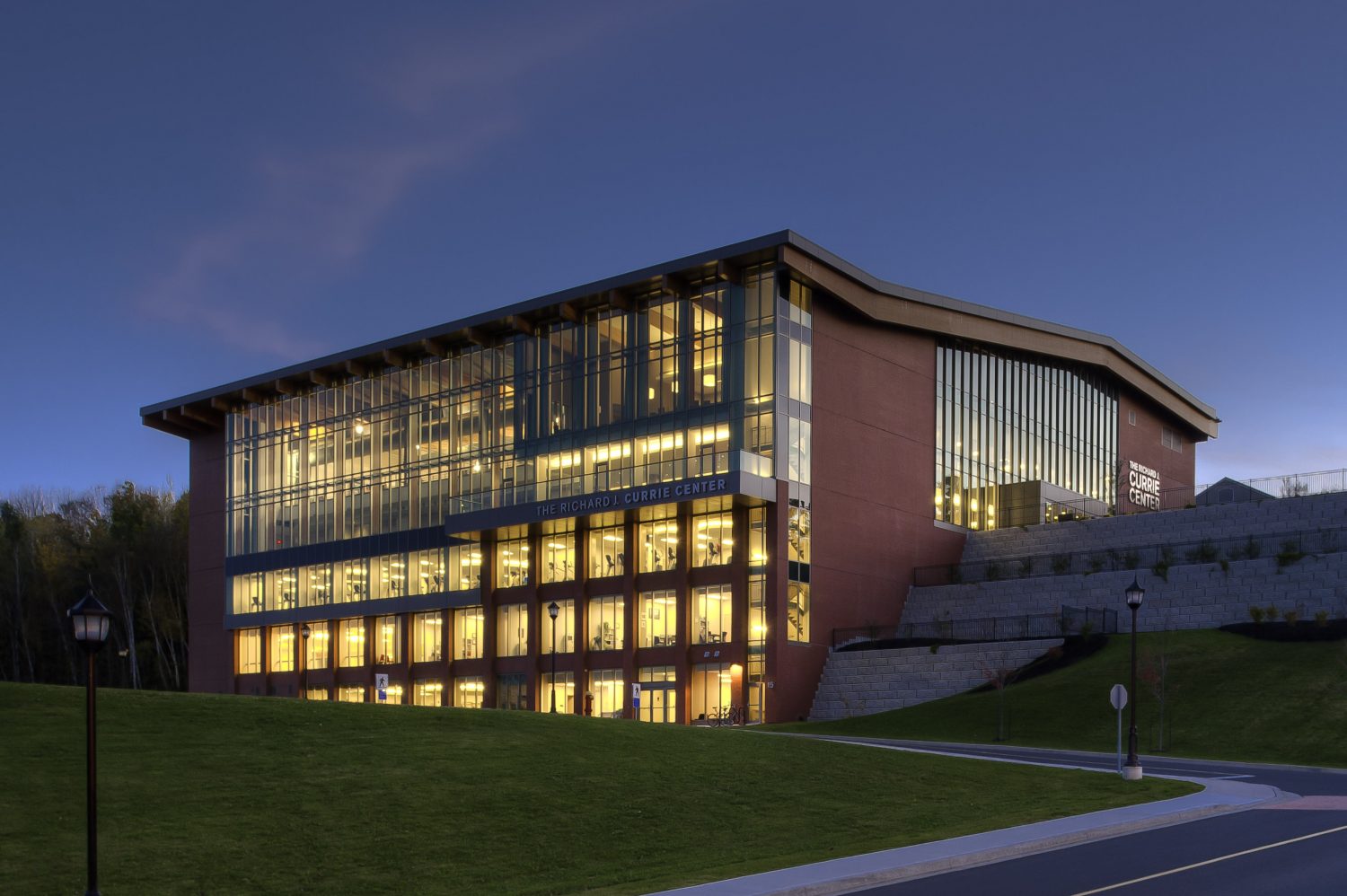 University Of New Brunswick — Richard J. Currie Center - B+H Architects