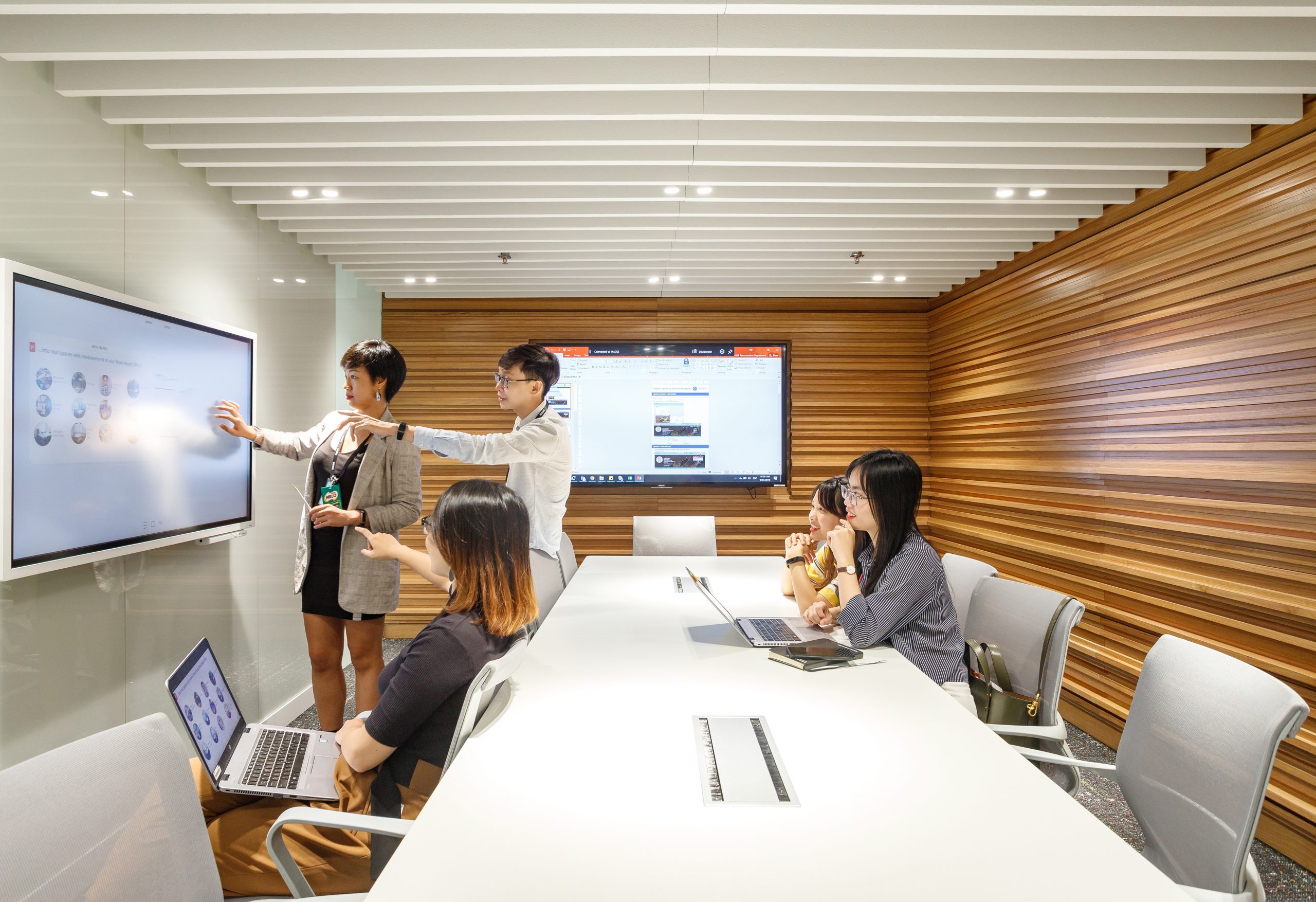 Meeting Room Sml B H Architects